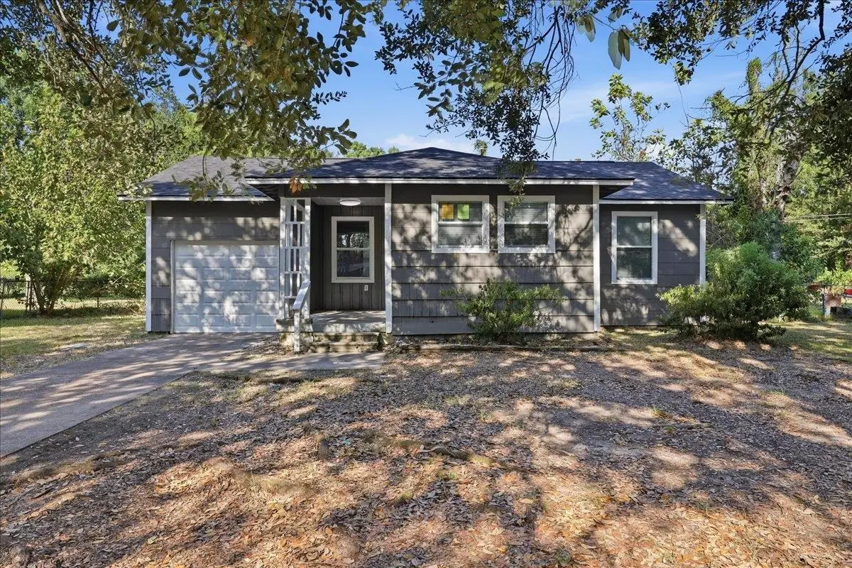 107 Amaryliss, Orange, TX 77630 - #1