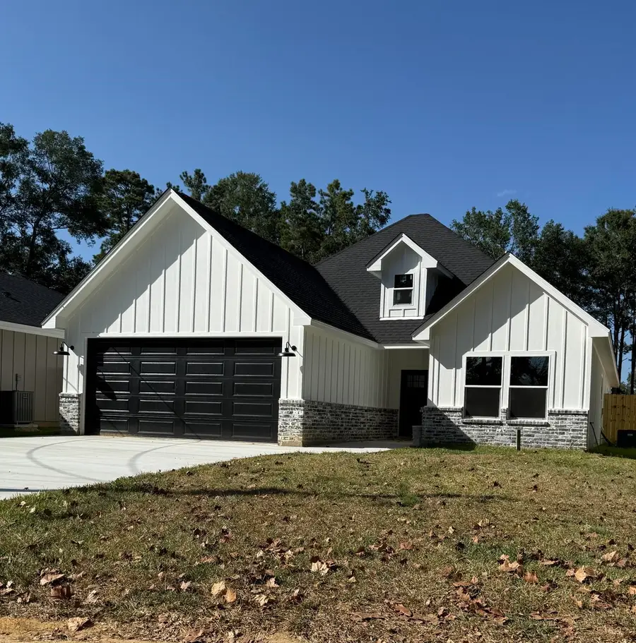 1190 Harris, Silsbee, TX 77656 - #2