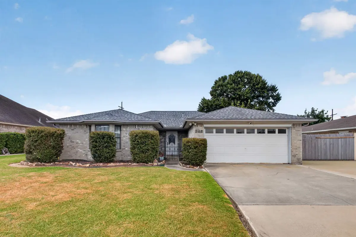 2112 Avenue M, Nederland, TX 77627 - #1