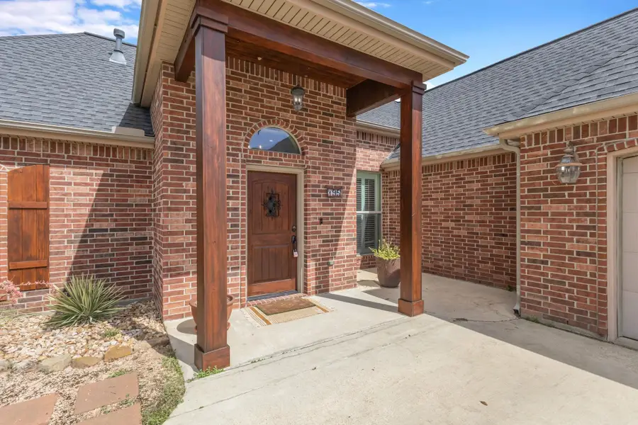 195 Stephanie Dr., Orange, TX 77630 - #3
