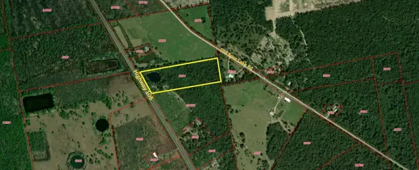 36420 HWY 105, Sour Lake, TX 77659