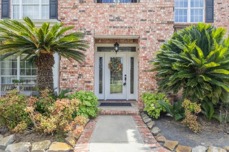 9890 Laura Dr., Orange, TX 77630 - #3