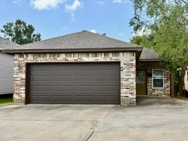 2045 Washington Blvd, Beaumont, TX 77704