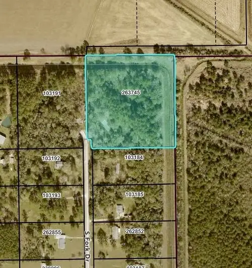 13205 S Fork, Hamshire, TX 77622