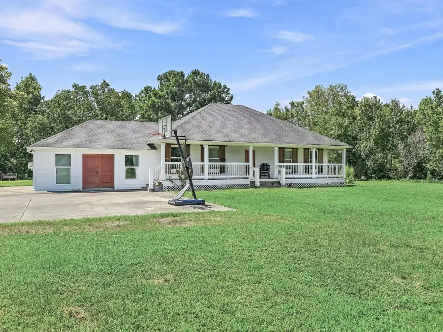 2904 Garrison Ln, Orange, TX 77630 - #3