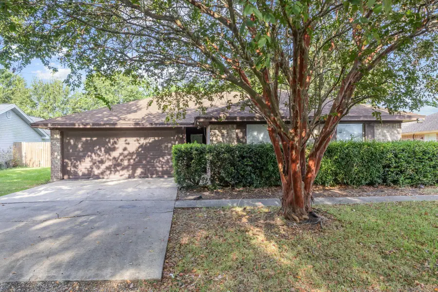 170 Circle Dr, Bridge City, TX 77611 - #2