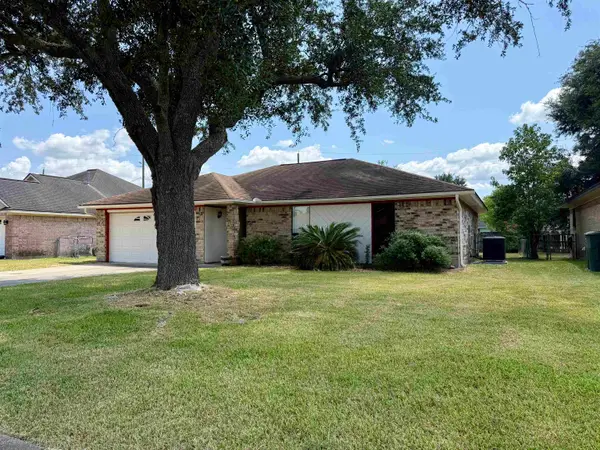 7935 Windmeadow Dr, Beaumont, TX 77713