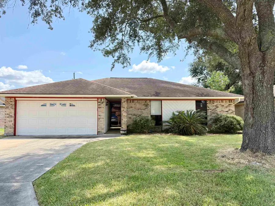 7935 Windmeadow Dr, Beaumont, TX 77713 - #2