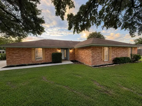 1312 Travis St., Nederland, TX 77627