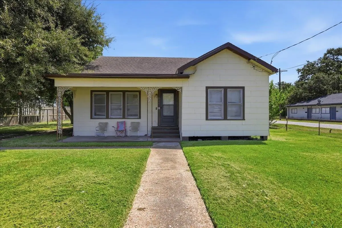 4645 Highland Ave, Beaumont, TX 77705-5254 - #1
