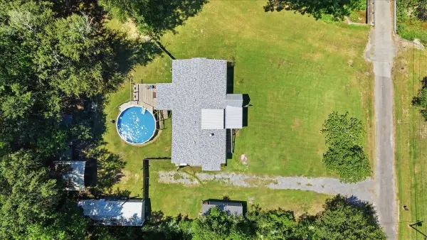 155 E Lindberg Street, Vidor, TX 77662