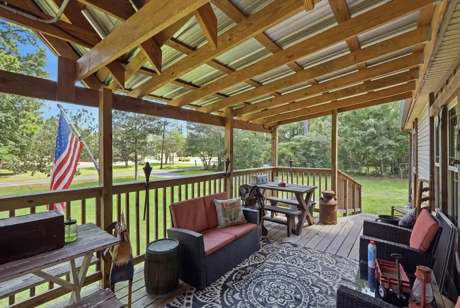 155 E Lindberg Street, Vidor, TX 77662 - #3