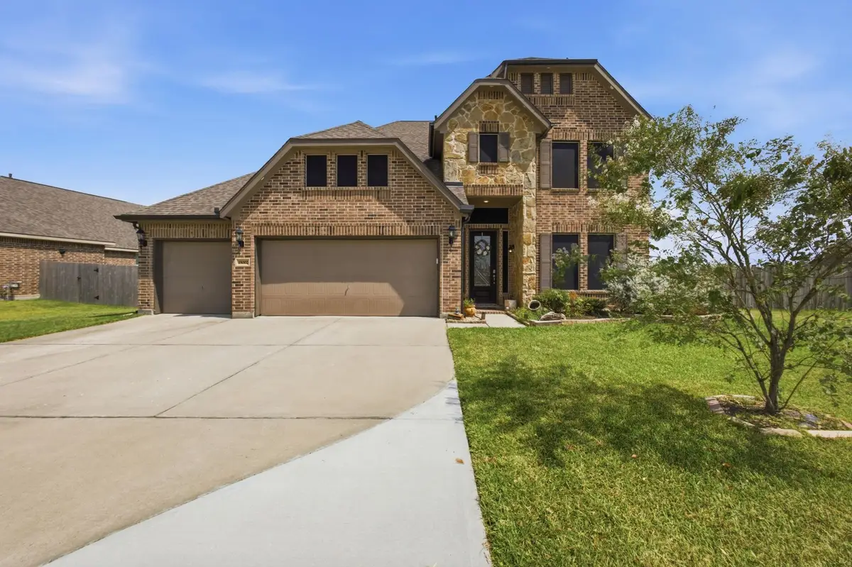 15002 Gulfstream Park Ave, Monterey Belvieu, TX 77523 - #1