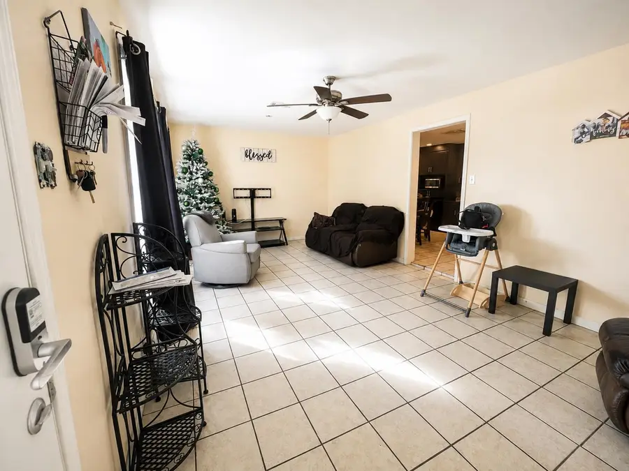 300 GEORGE LN, Port Arthur, TX 77642 - #3