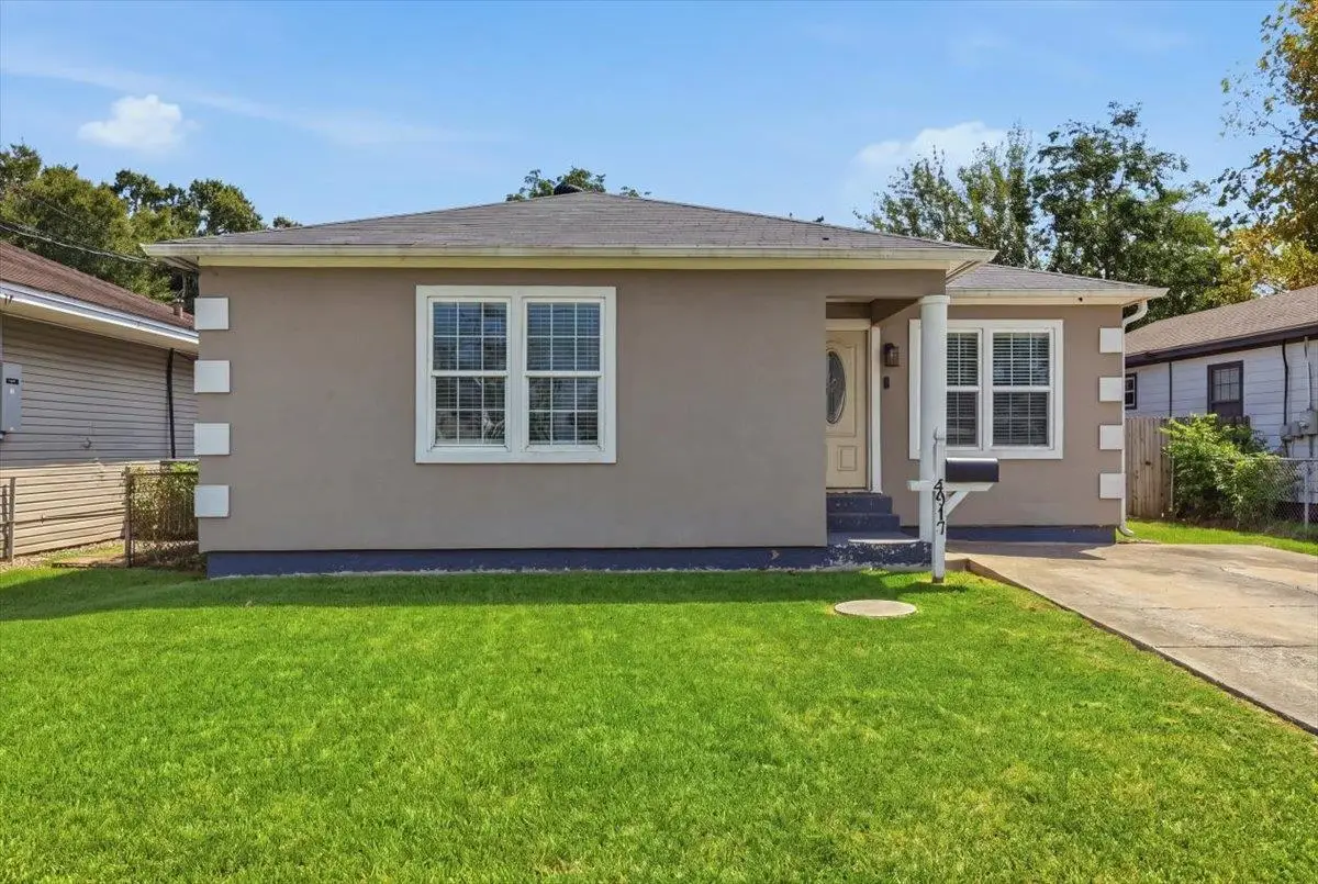 4917 Garfield Ave, Groves, TX 77619 - #1