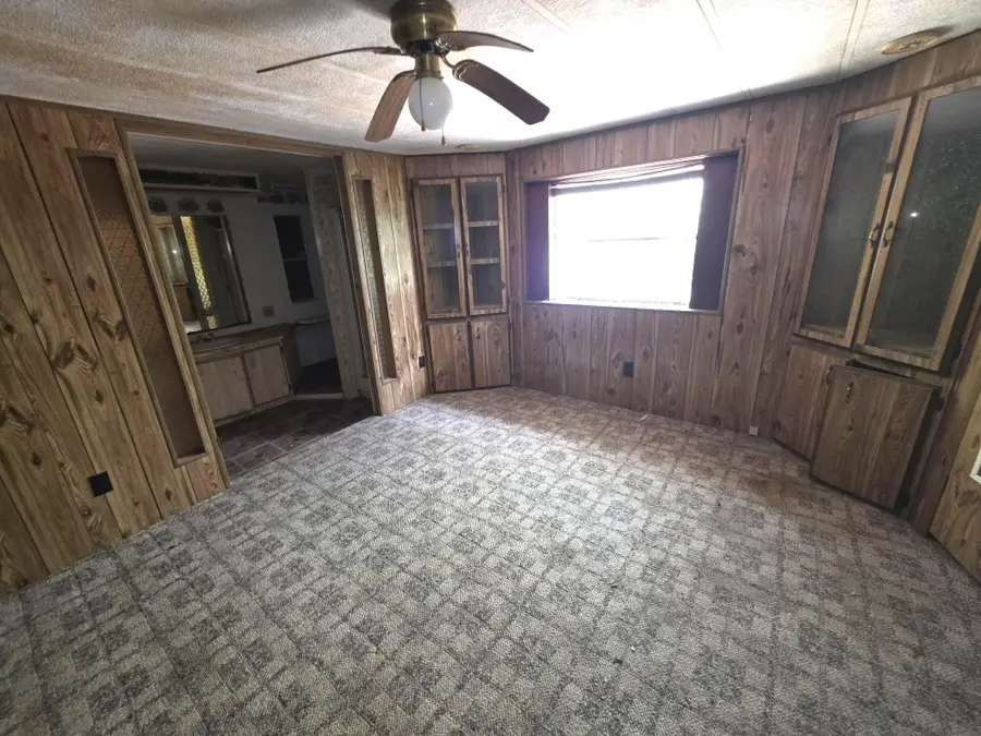 805 FELDSCHAU, Buna, TX 77612 - #3
