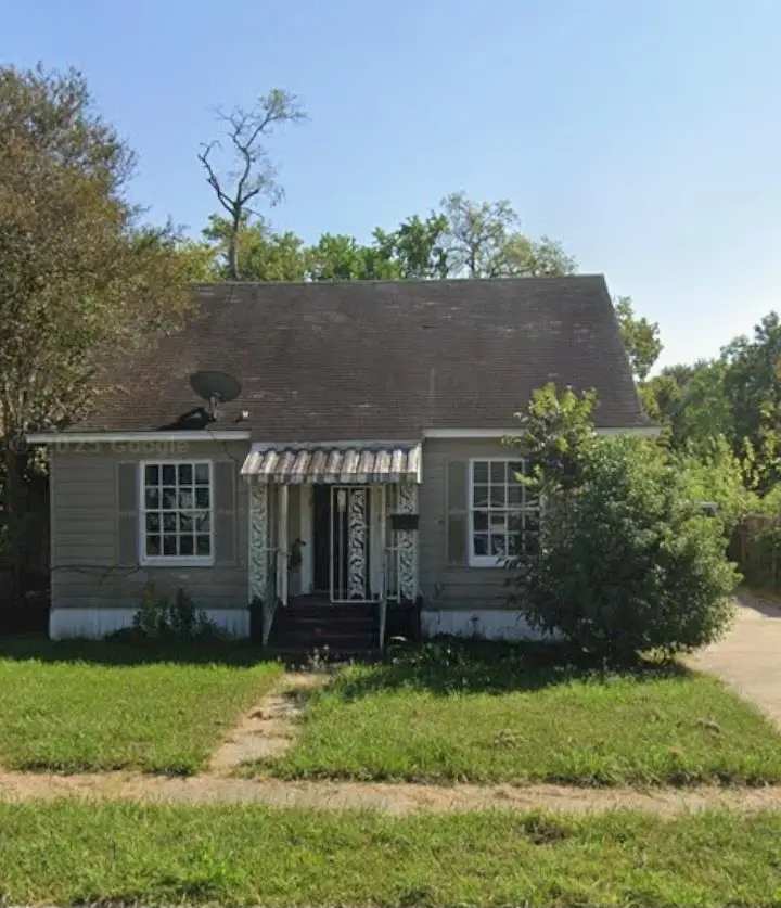 430 E Elgie, Beaumont, TX 77705 - #1