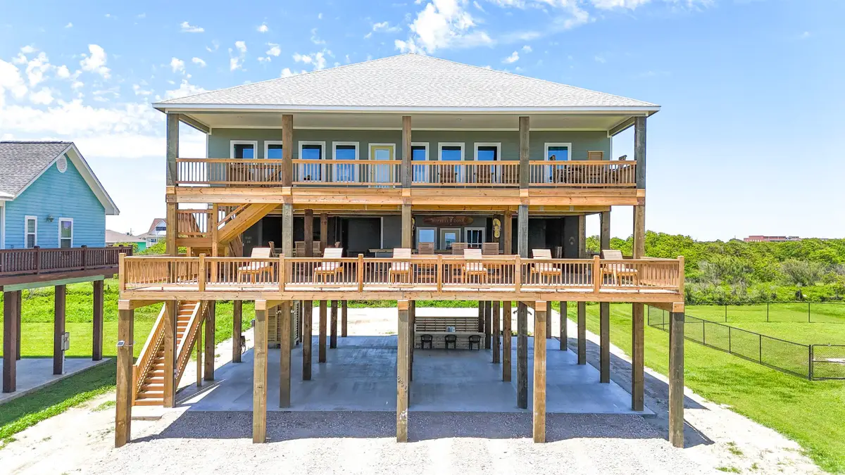 335 Atkinson, Crystal Beach, TX 77650 - #1