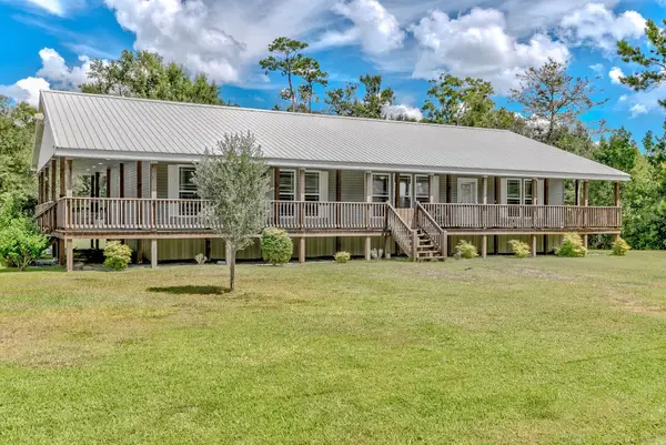 235 Shenandoah Dr, Vidor, TX 77662