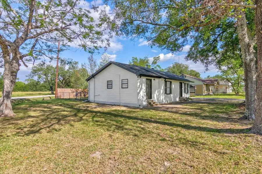 190 MANN ST, Bridge City, TX 77611-2708 - #3