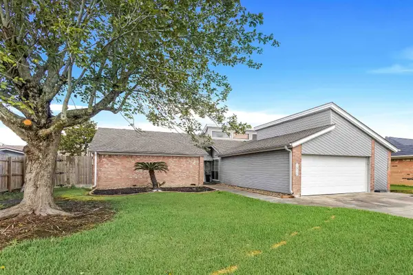 1912 Ave J, Nederland, TX 77627
