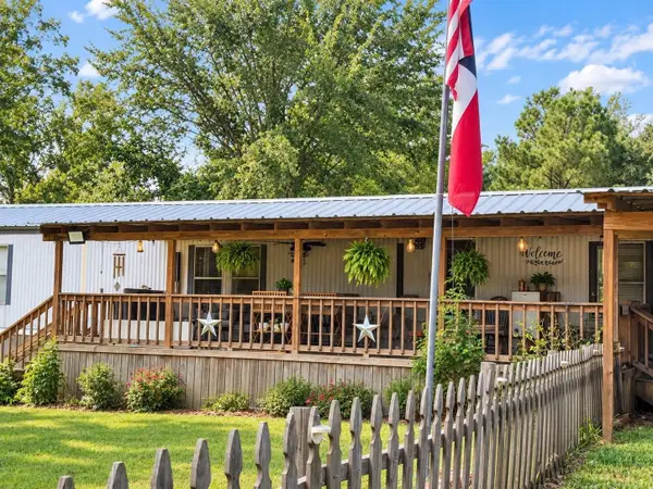 1343 CR 2925, Colmesneil, TX 75938