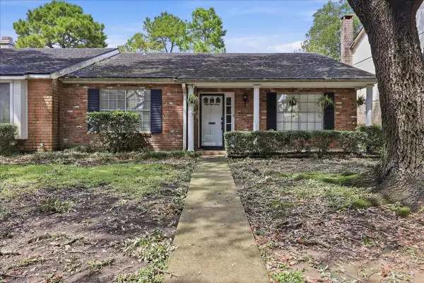 5860 Townhouse Ln, Beaumont, TX 77707