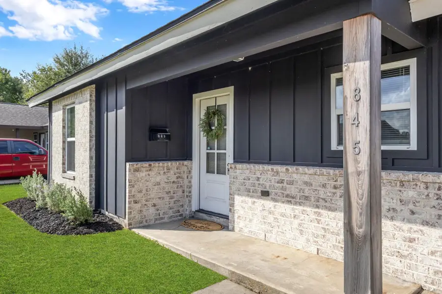 845 Connecticut Dr., Bridge City, TX 77611 - #2