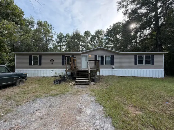 376 County Road 4192, Orange, TX 77632