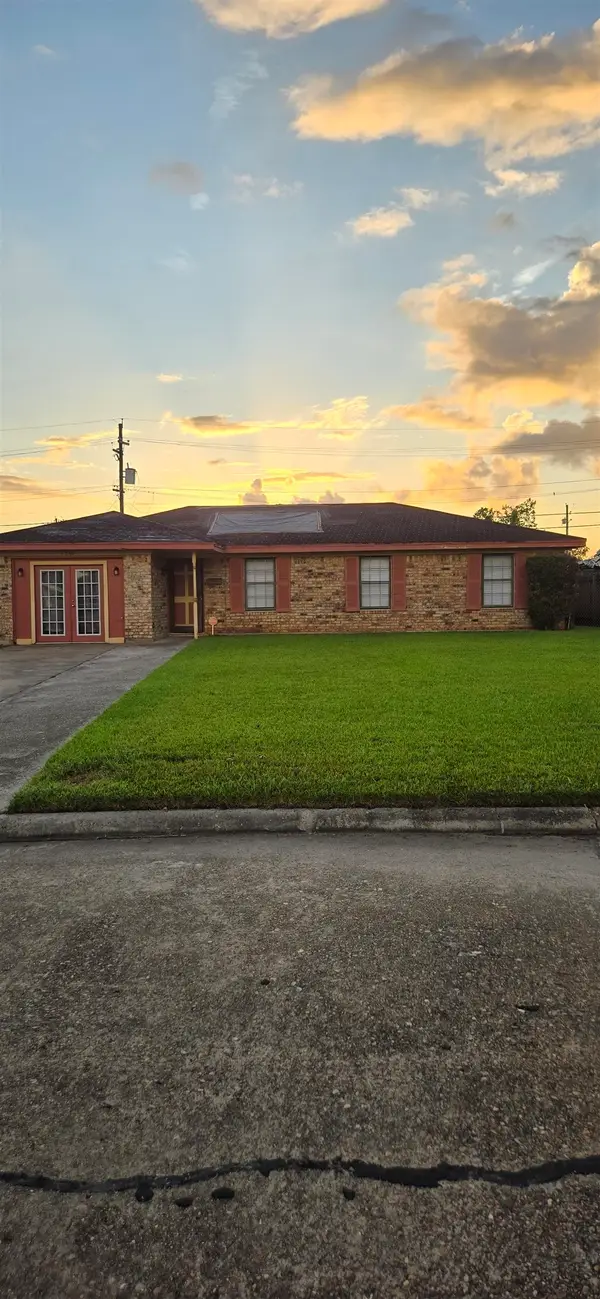 4940 Beaumont Drive, Beaumont, TX 77708-4939