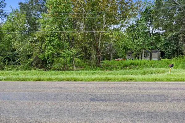 107 N Herndon Ave, Kirbyville, TX 75956