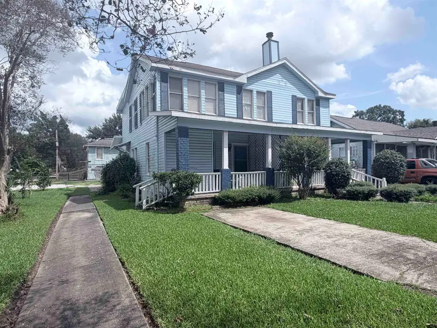 2394 Angelina St, Beaumont, TX 77702 - #3