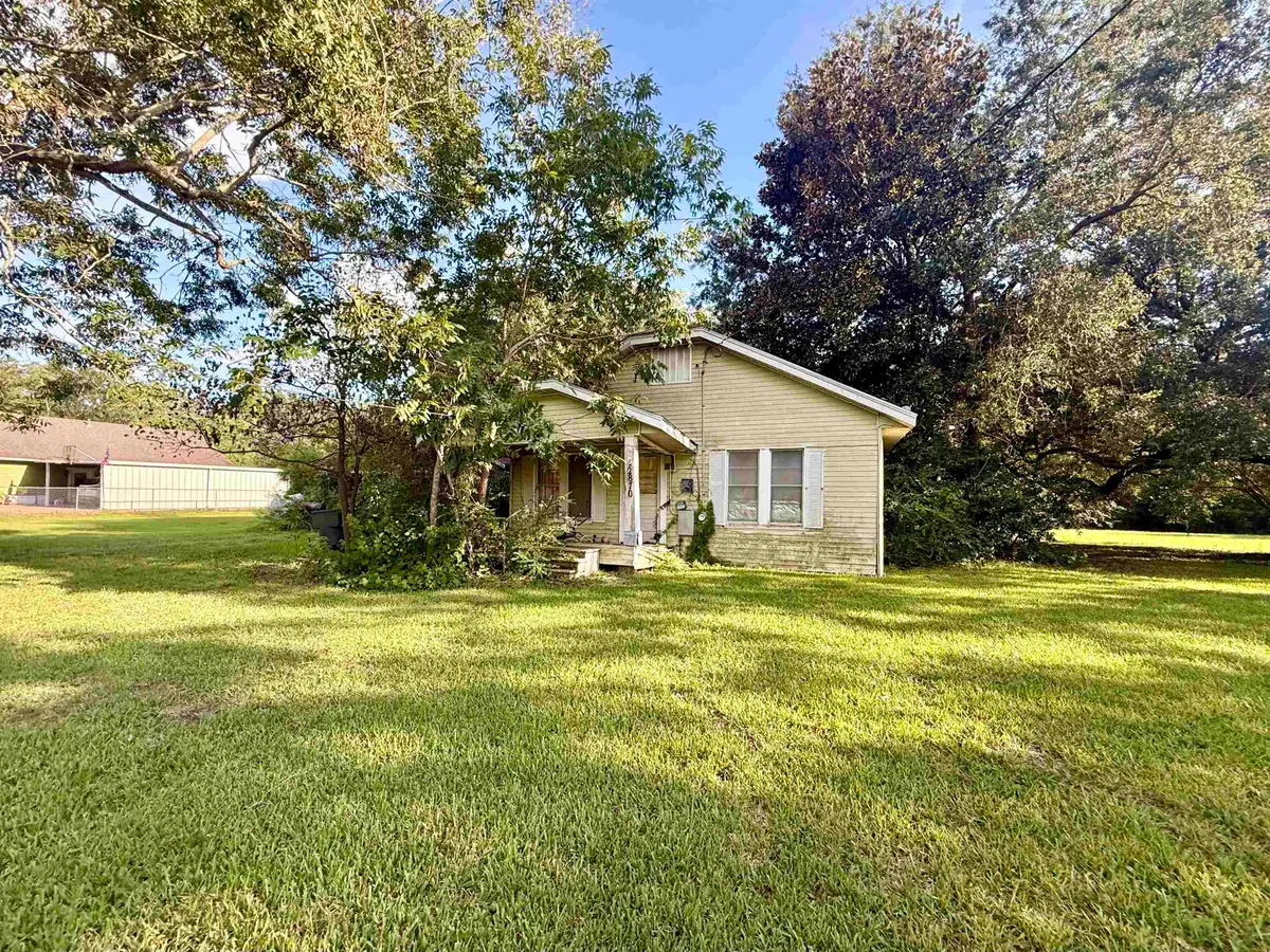 2870 60th St, Port Arthur, TX 77640 - #1