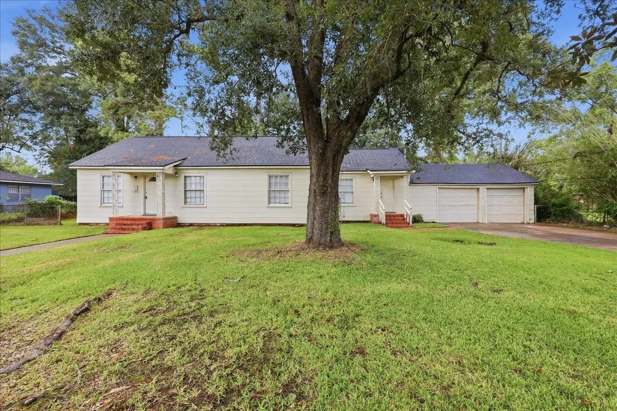 1220 Trinidad St, Beaumont, TX 77703 - #1