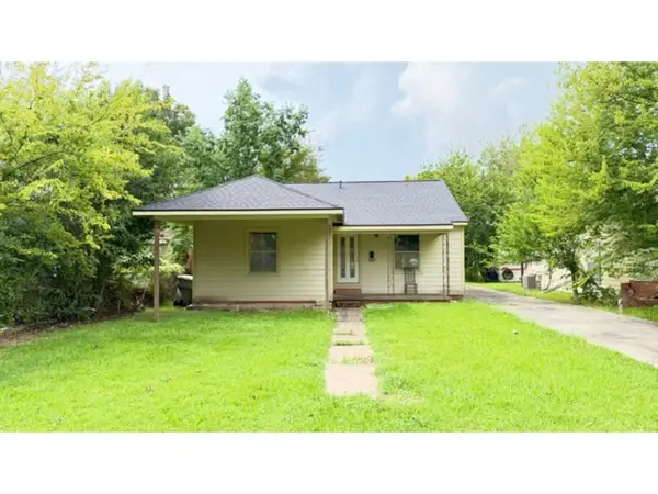 2327 2nd Ave, Port Arthur, TX 77640
