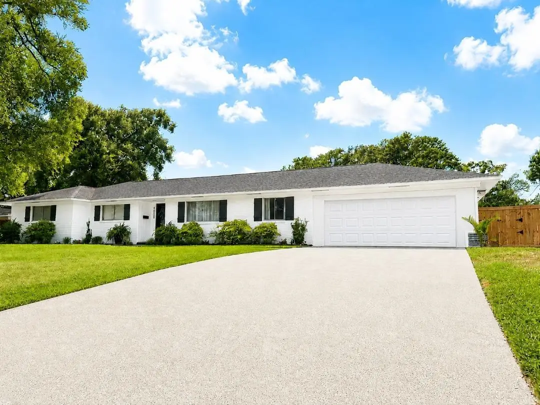 1295 Sandwood Ln., Beaumont, TX 77706 - #1