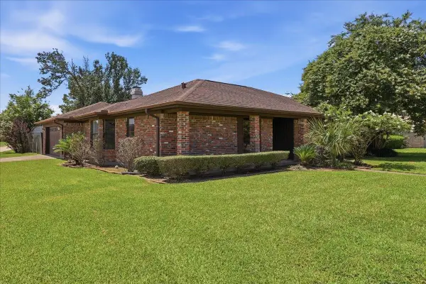 8240 Killian, Beaumont, TX 77706