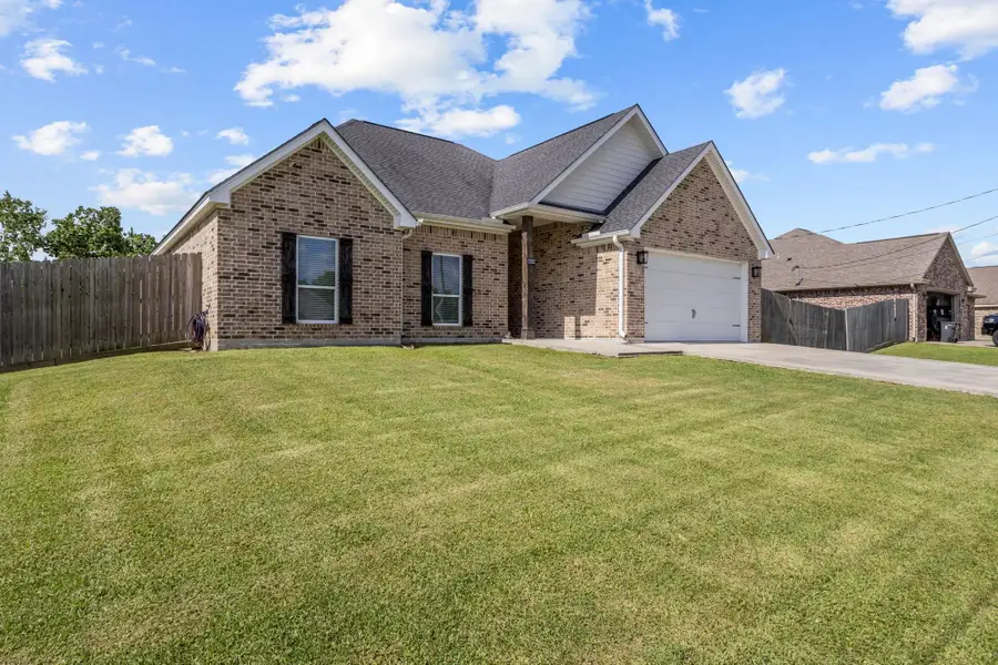 960 Amber Kay, Bridge City, TX 77611 - #3