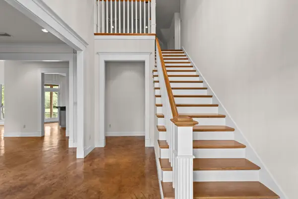 1801 Cub Trail, Orange, TX 77632