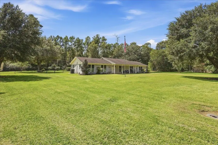 8105 Canterbury Dr, Orange, TX 77632 - #2