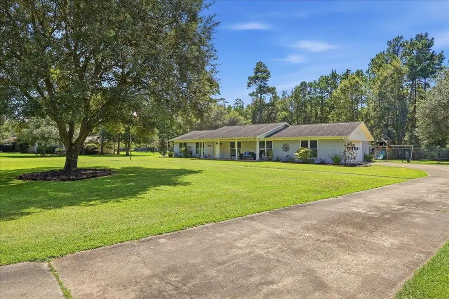 8105 Canterbury Dr, Orange, TX 77632 - #3
