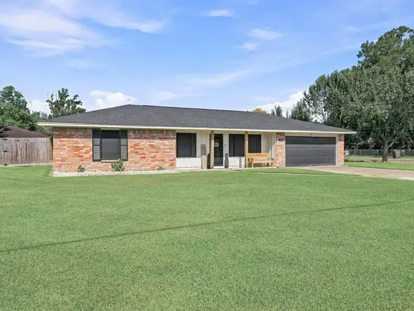 310 Hebert, Vidor, TX 77662