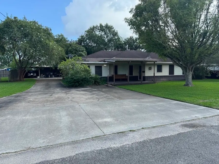 2405 Avenue C, Nederland, TX 77627 - #2