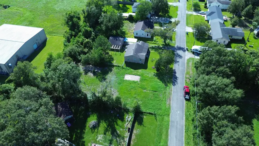 240 Charles, Bridge City, TX 77611 - #2