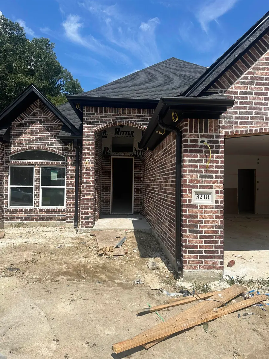 3210 Maple Ave, Groves, TX 77619 - #3