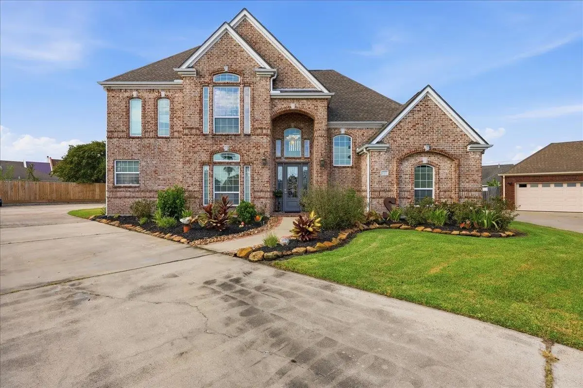 2308 Avenue N, Nederland, TX 77627 - #1