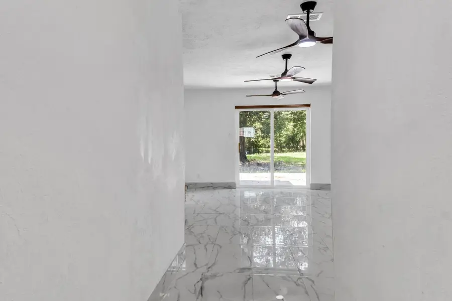 5935 Falcon Ln, Beaumont, TX 77708 - #3