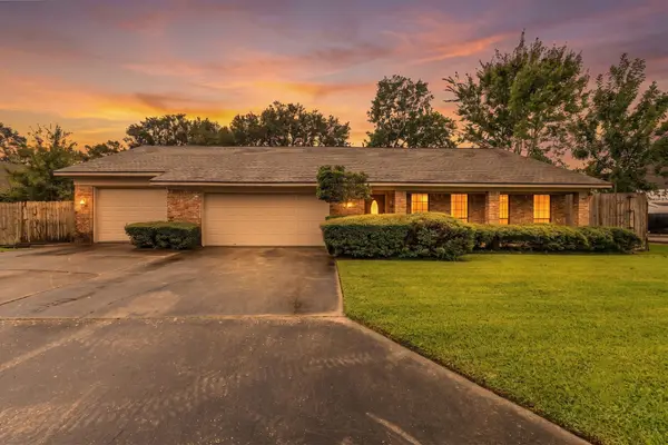 7045 Westgate, Beaumont, TX 77706
