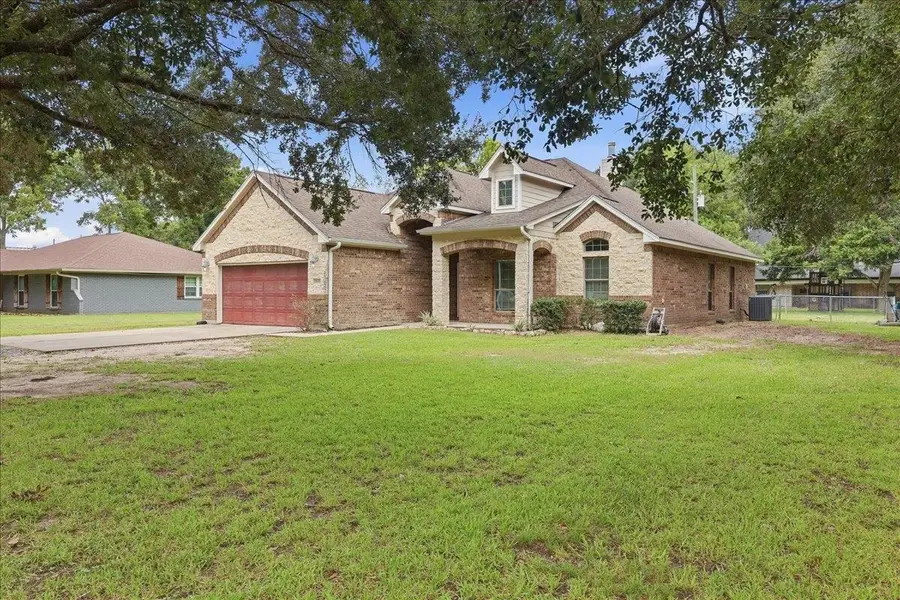 15369 Jackie Road, Hamshire, TX 77622 - #2