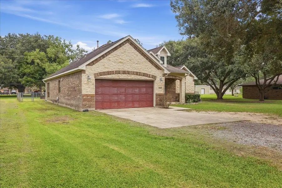 15369 Jackie Road, Hamshire, TX 77622 - #3